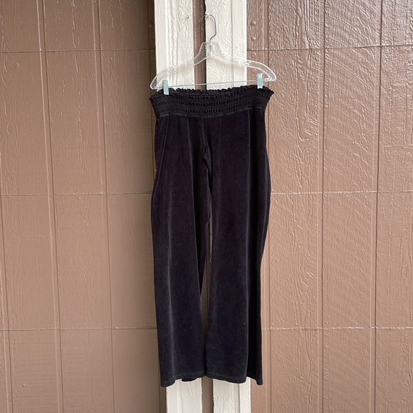 Juicy Couture Sweatsuit - Picture 6 of 9